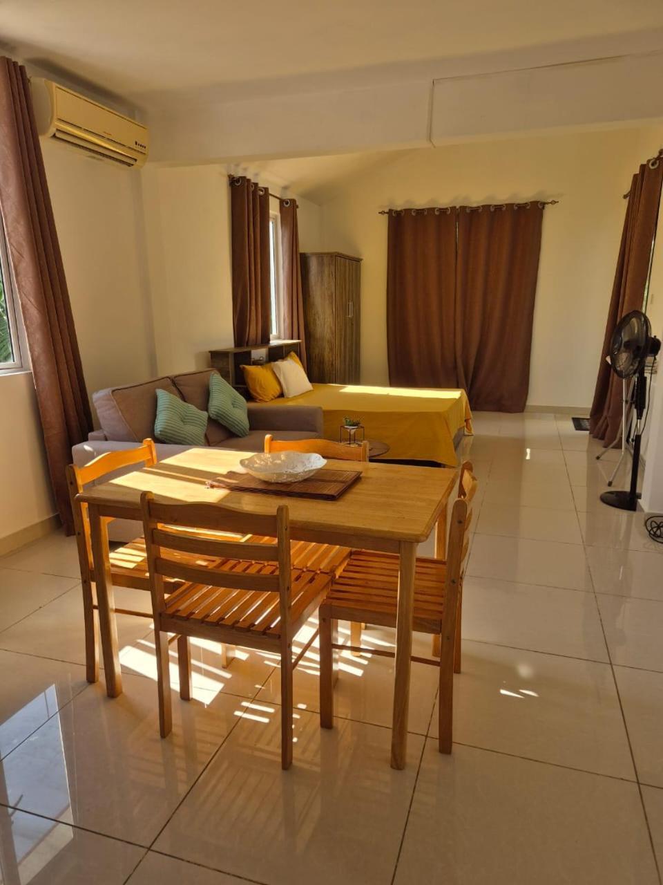 Apartment Riverside La Gaulette
